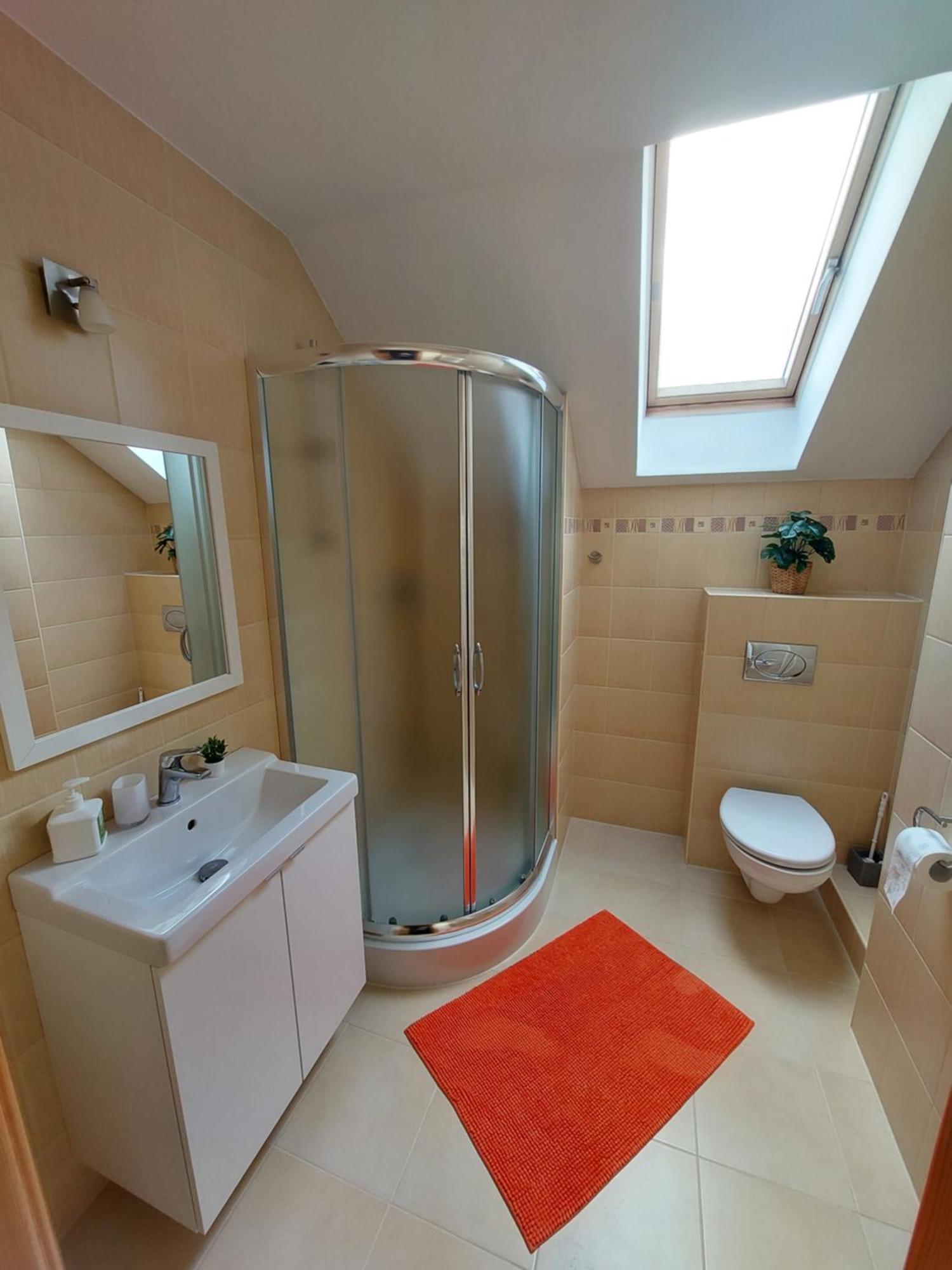 Apartment Levilla *